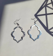 Load image into Gallery viewer, Joann Earrings - Silver
