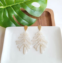 Load image into Gallery viewer, Linda Earrings
